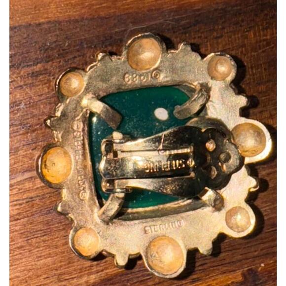 Stephen Dweck Carved Emerald Earrings Set in Silver - Picture 3 of 3